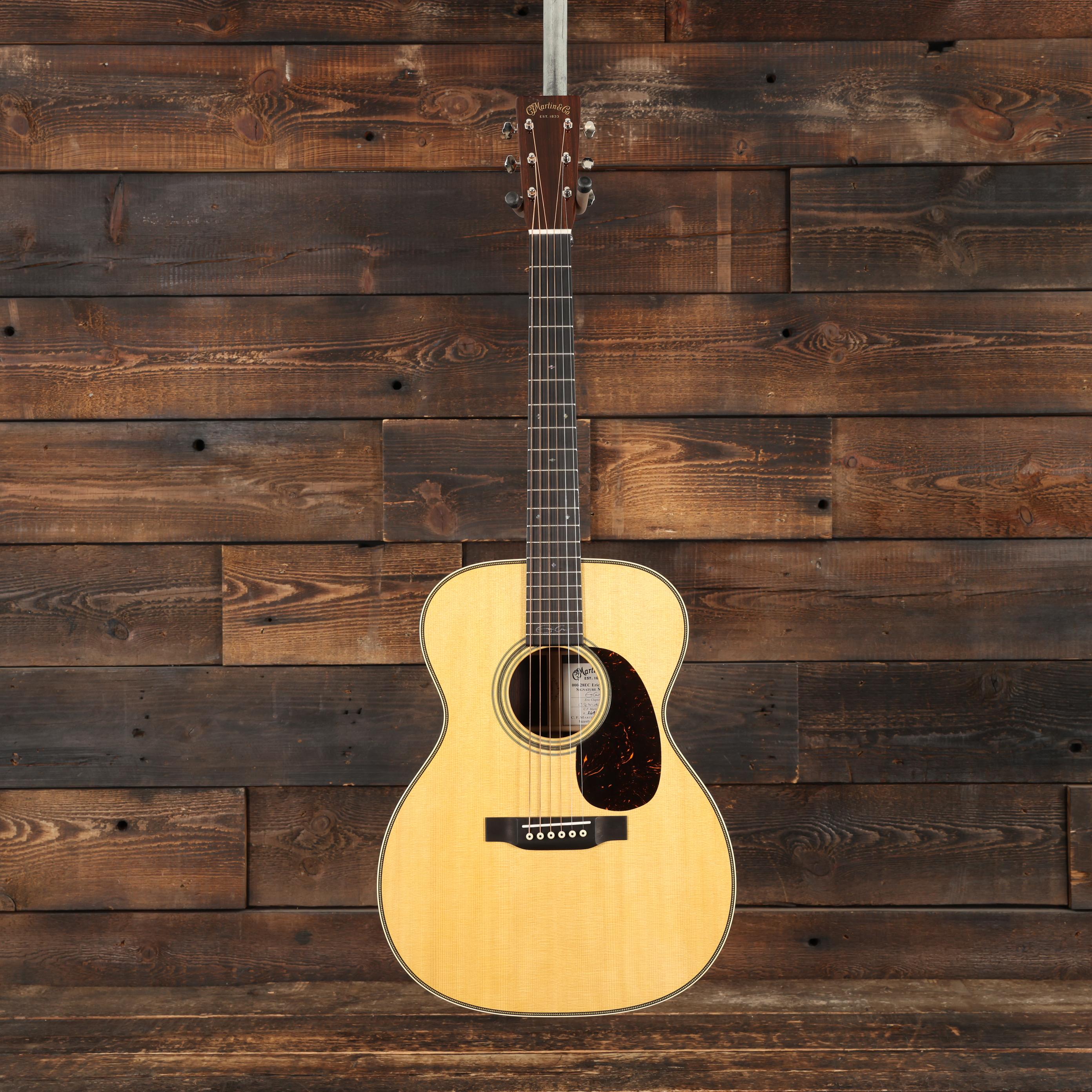 Martin 000-28EC Eric Clapton Signature Acoustic Guitar in Natural